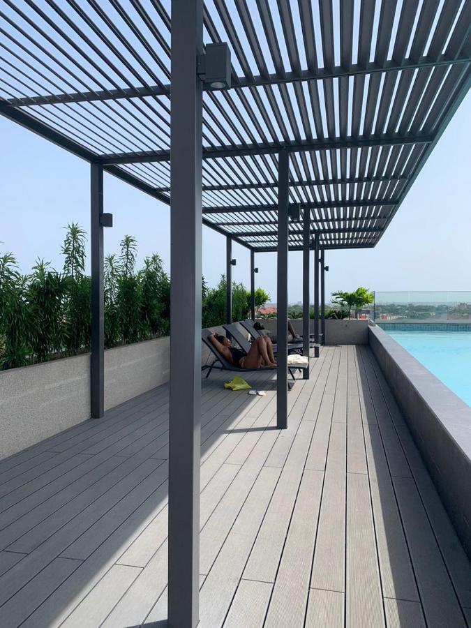 Rt Properties @ The Lennox Airport Residential Accra Exterior photo